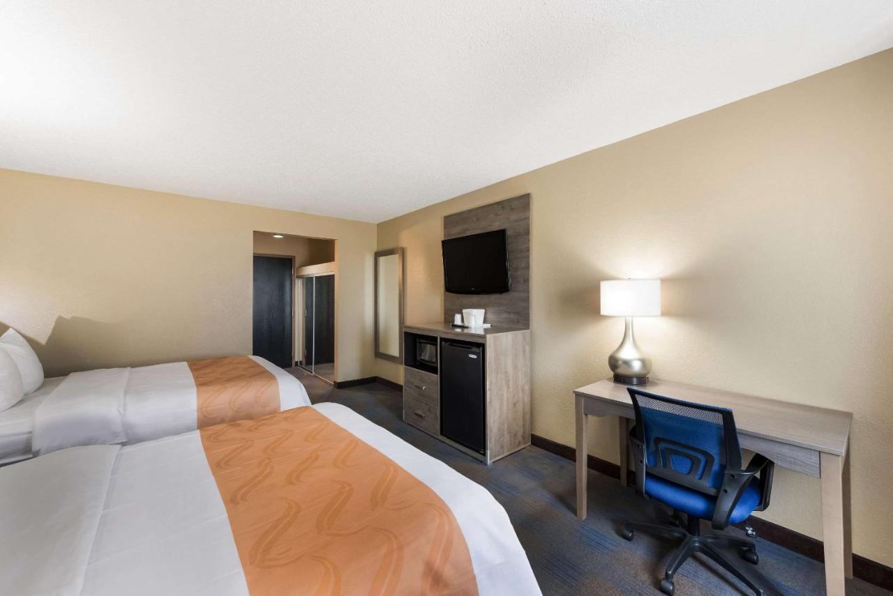 Quality Inn Upper Sandusky Exteriör bild