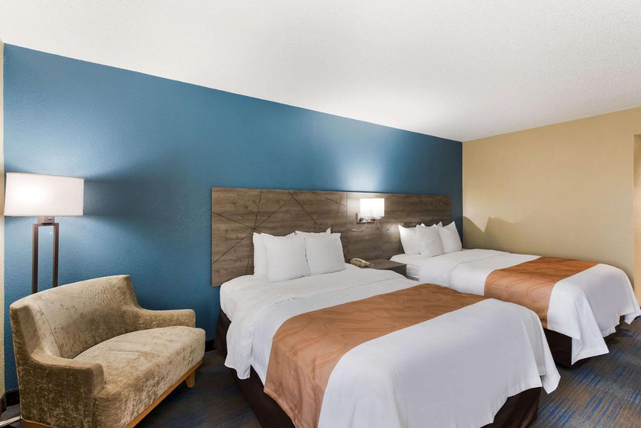 Quality Inn Upper Sandusky Exteriör bild