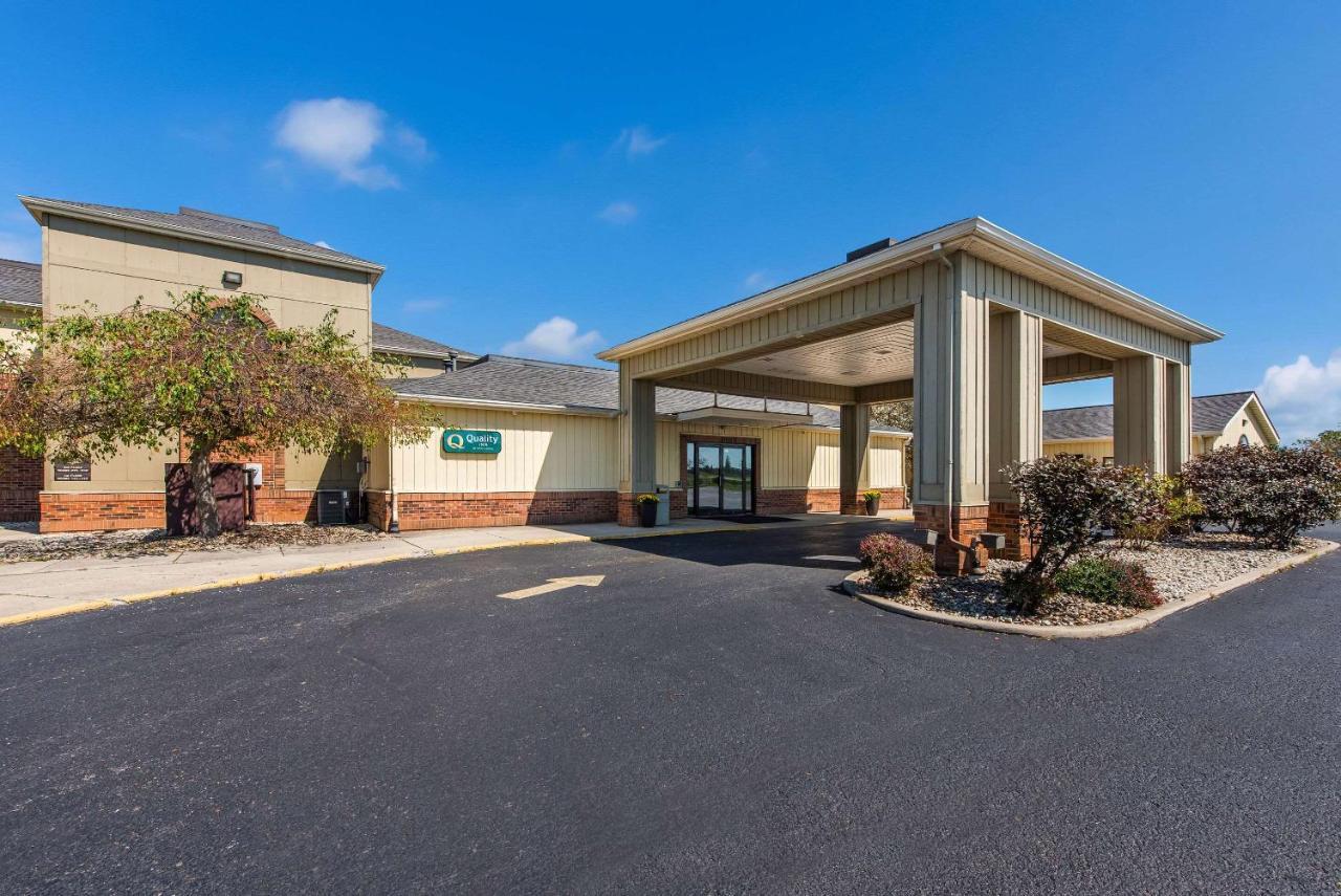 Quality Inn Upper Sandusky Exteriör bild