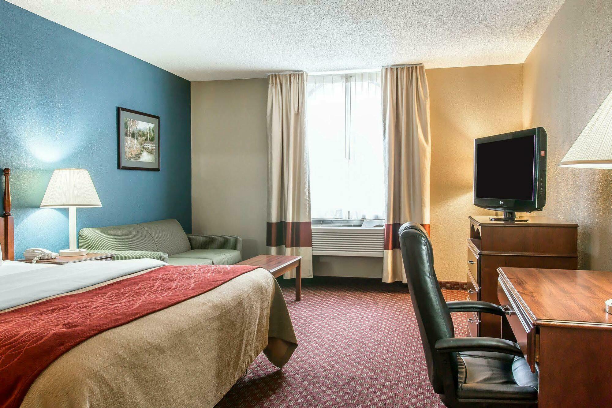 Quality Inn Upper Sandusky Exteriör bild